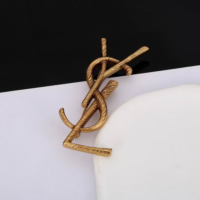 YSL Brooch 12lyr67